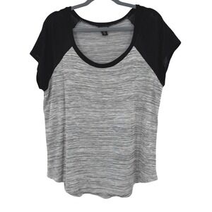 Torrid Raglan Tee Women's Size 0 Grey Black Short Sleeve Shirt Scoop Neck